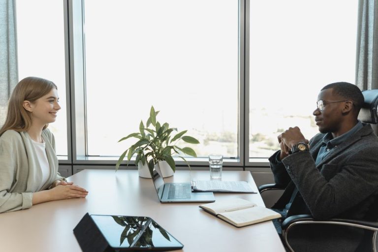 Classification cadre : niveaux et coefficients | Bon Talent